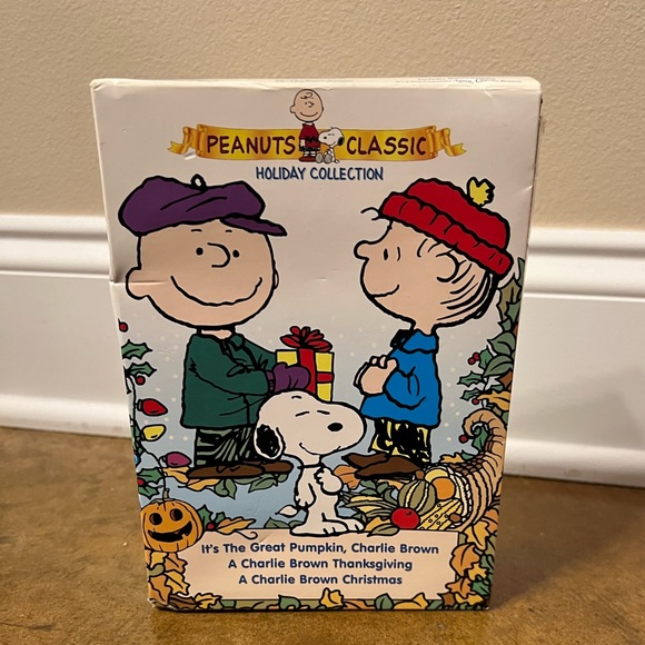 Peanuts Media Peanuts Classic Holiday Collection 3 Dvd Set 200